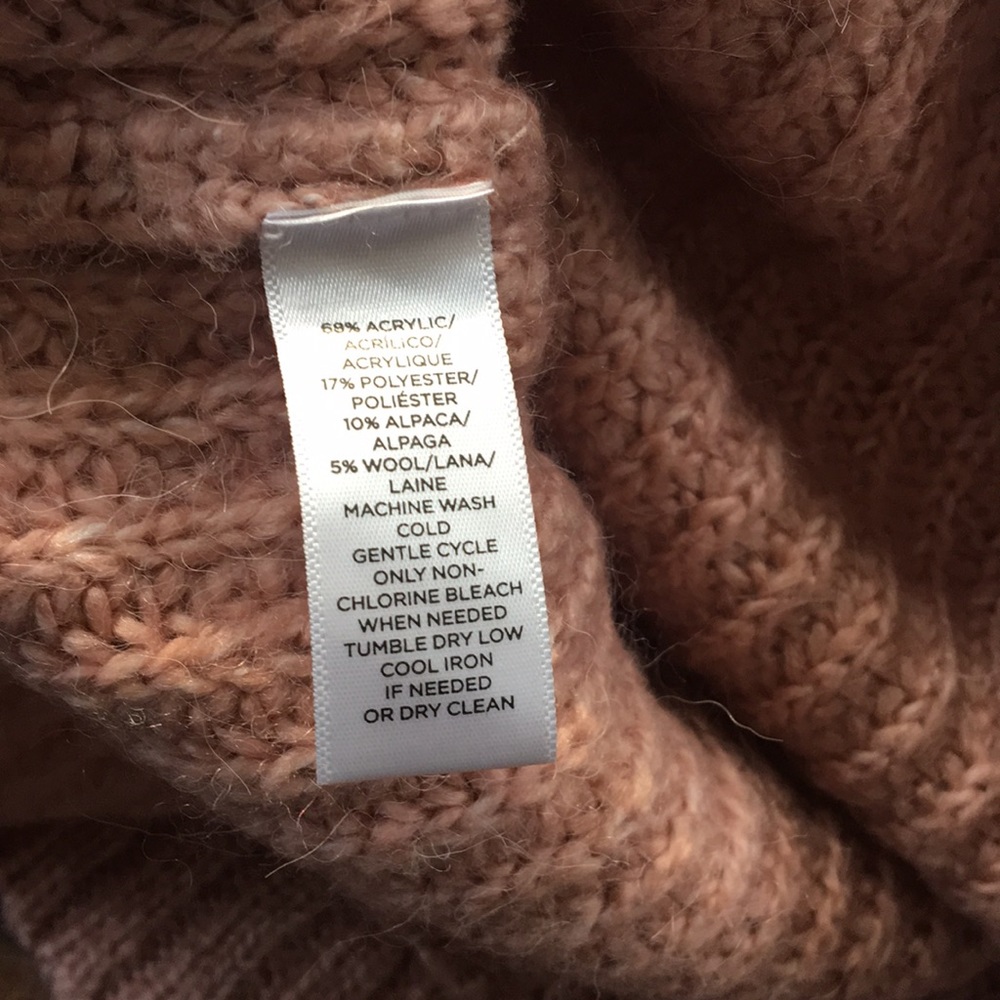 Lou & Grey blush sweater SIZE XS - Picture 9 of 9